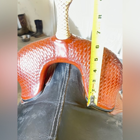 Treeless Bob Marshall Saddle and blanket - Picture 3 of 16